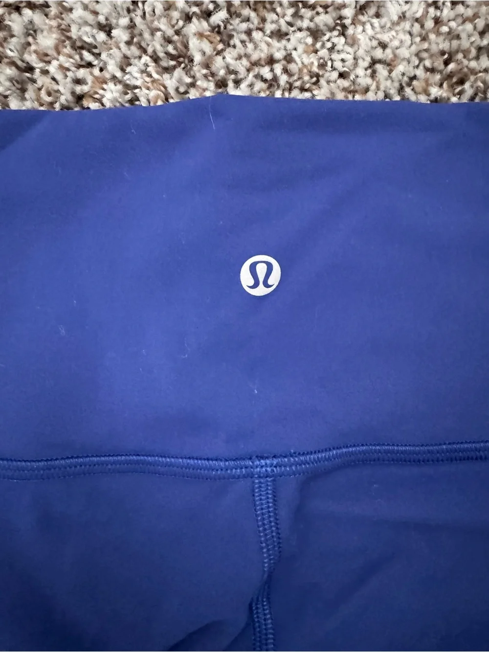 lululemon athletica size 6 Deep Blue Performance Leggings 25”
